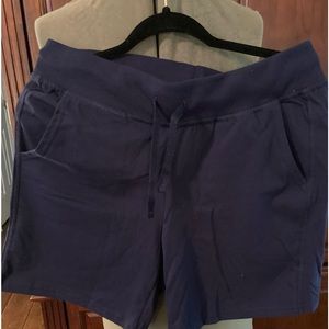 Hanes navy blue mid waist shorts